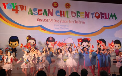 Khai mạc Diễn đàn với chủ đề “Một ASEAN, một tầm nhìn cho trẻ em”  - ảnh 1